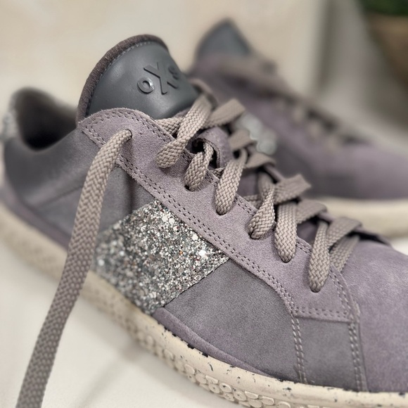 OXS Woobie Gray Silver Satin Suede Glitter Women's Sneaker 9.5 - Picture 5 of 13